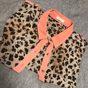 Coral trimmed L Leopard Print Sheer Sleeveless Top